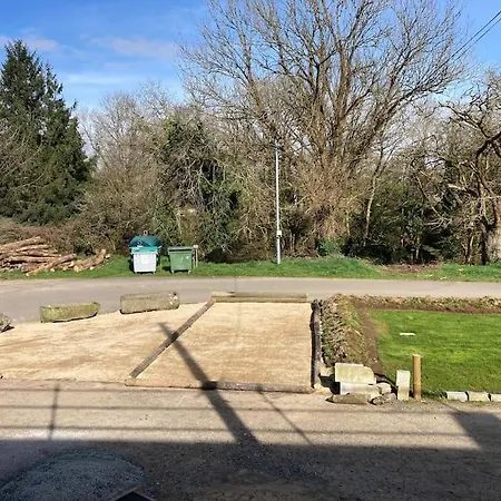 Gite De La Mare Aux Sangliers Berrien Exterior photo